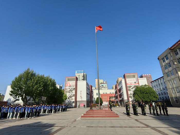 新闻2_副本.jpg 新闻2_副本.jpg