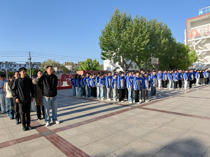 新闻3_副本.jpg 新闻3_副本.jpg